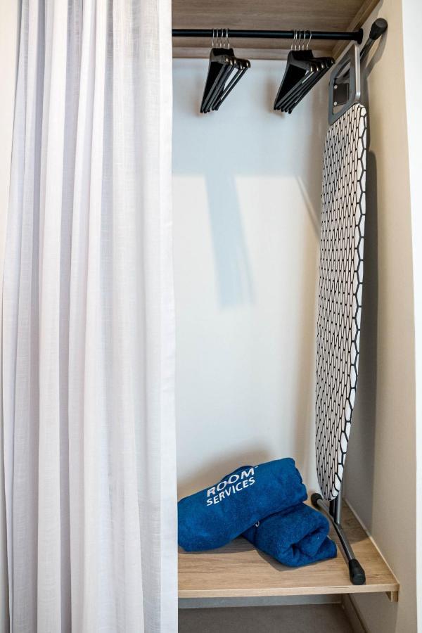 Seaclub Suites Estepona By Roomservices Extérieur photo